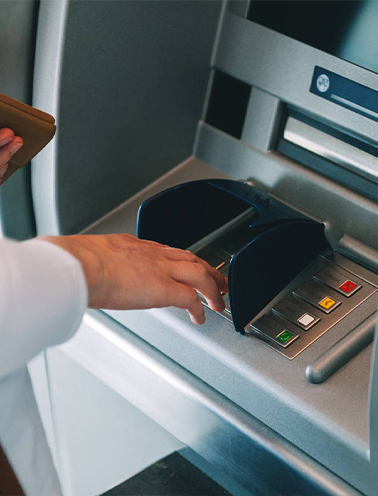 Ortak ATM’lerde 100 Liraya Kadar 2.3 Lira Alınabilecek